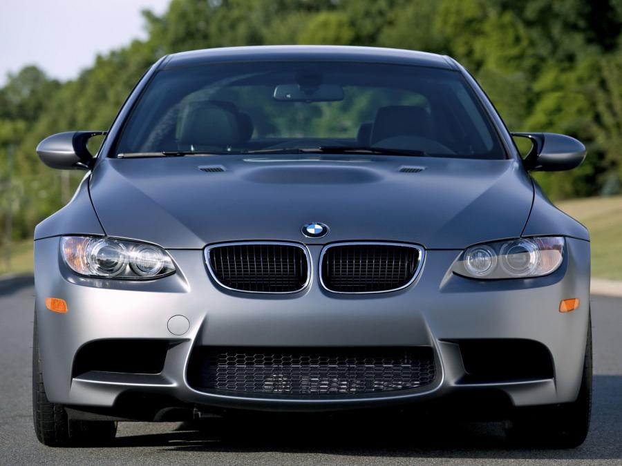  BMW M3 Coupe Frozen Gray Edition 2011 года  (фото 9 из 13)